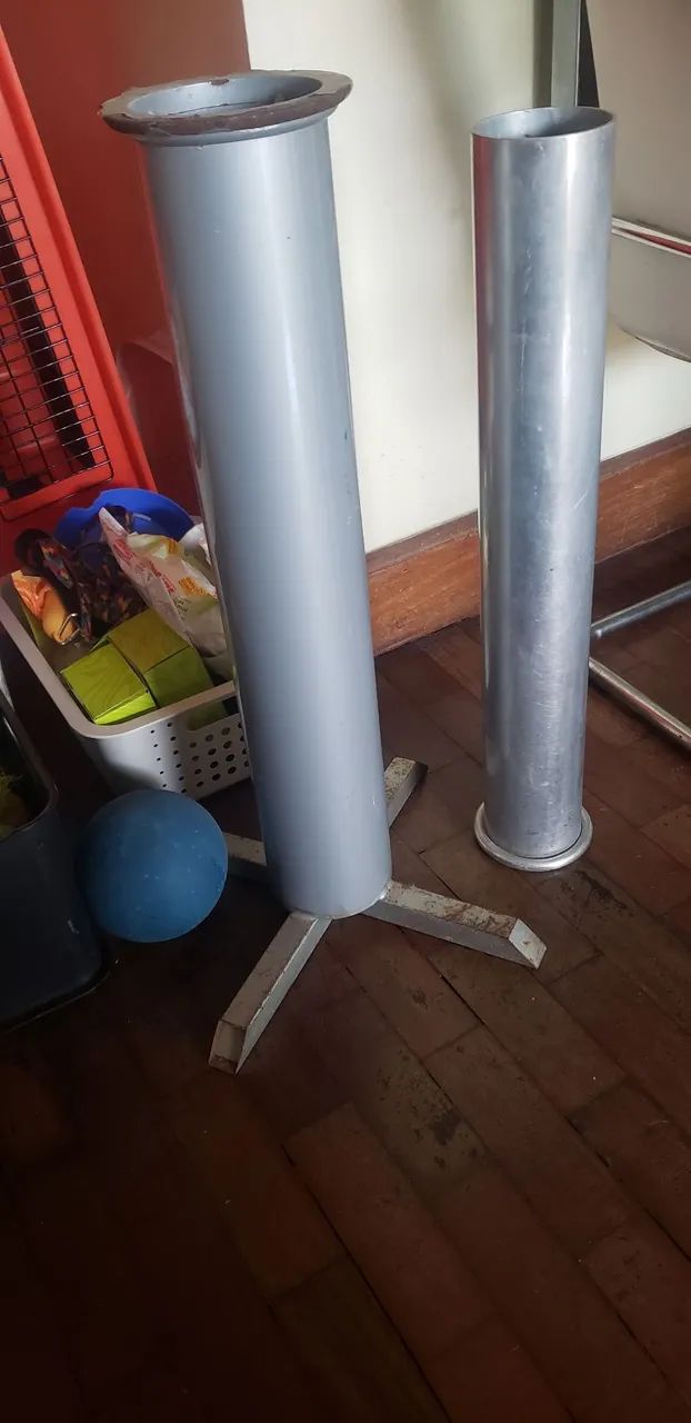 Pé de mesa.