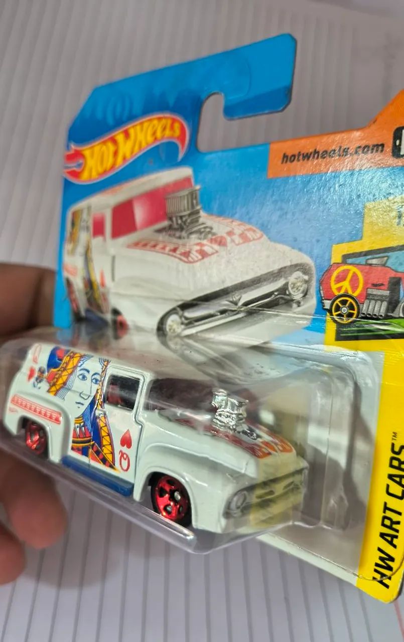 Hot Wheels Ford Panel Branca  - Foto 3