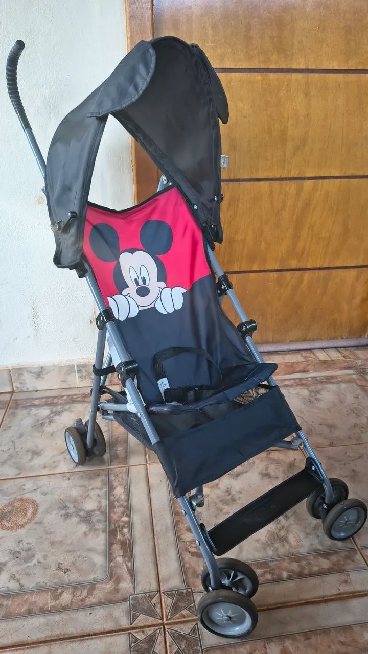 Carrinho de bebê Cosco 