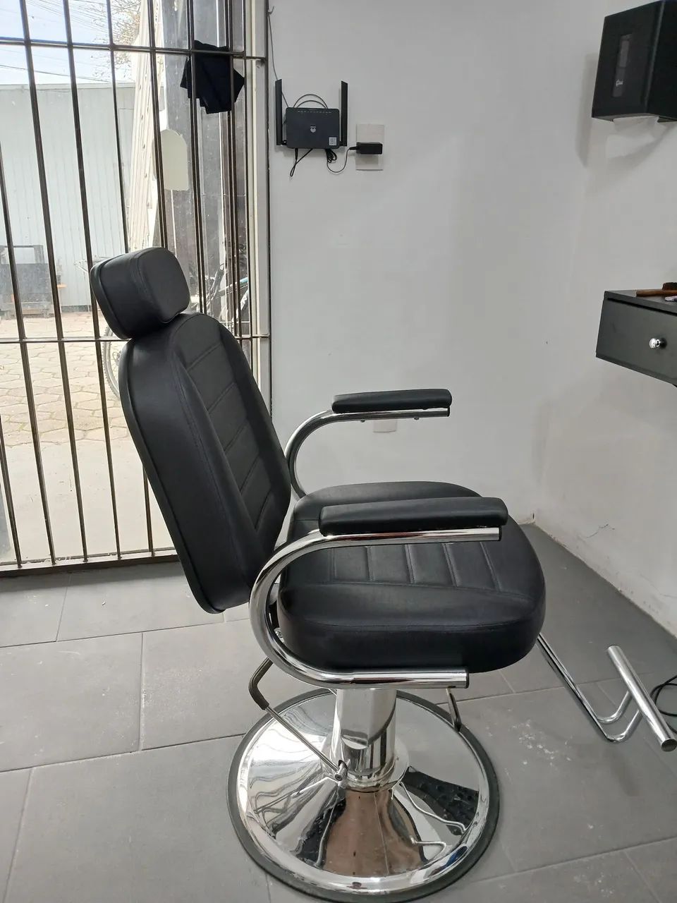 Cadeira barbearia (nova) - Foto 3