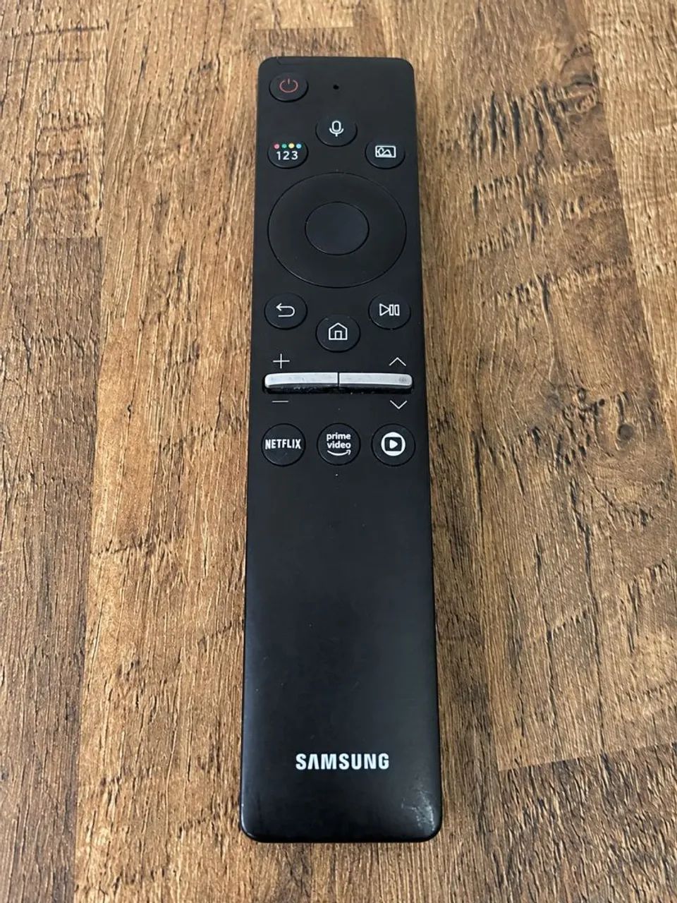 Smart TV Samsung, modelo UN55TU8000G - Foto 5