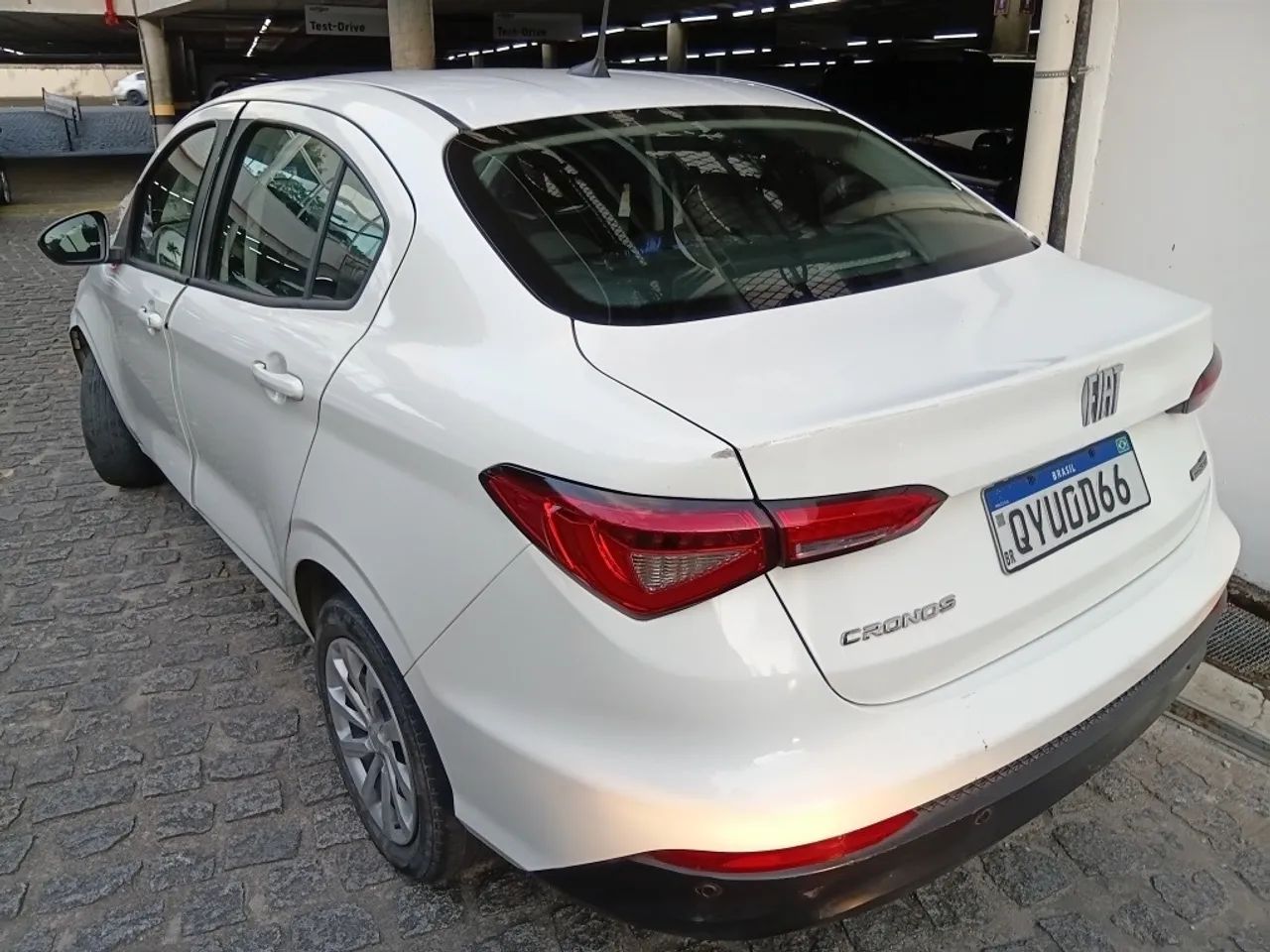 Fiat Cronos Drive 1.3 8V Flex 2021