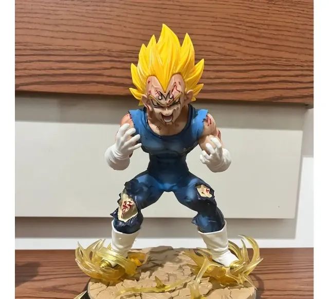Majin Vegeta 28cm Base - Anime: Dragon Ball Z - Com Led  - Foto 3