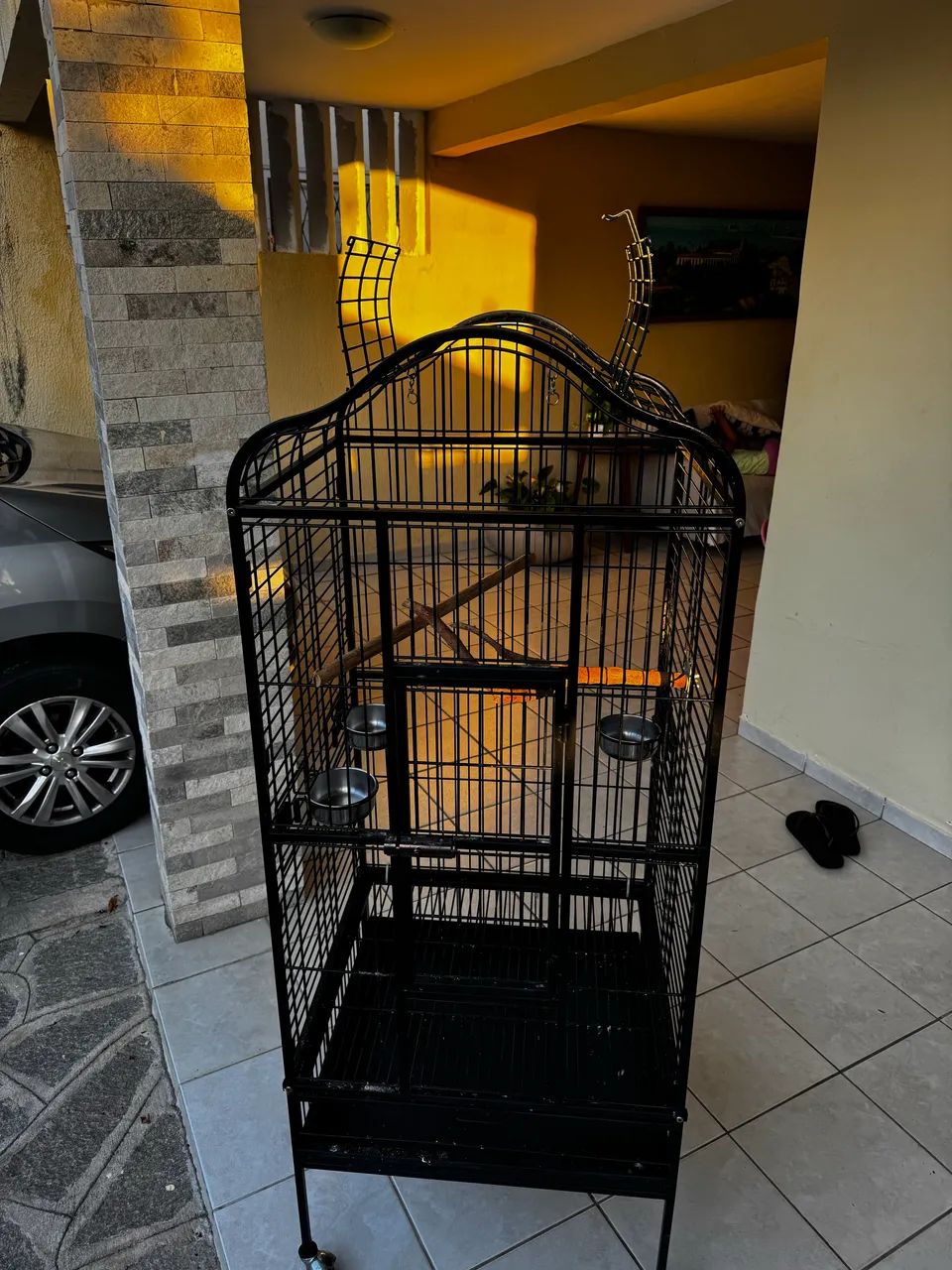 Viveiro/Gaiola para pássaros e papagaios! 