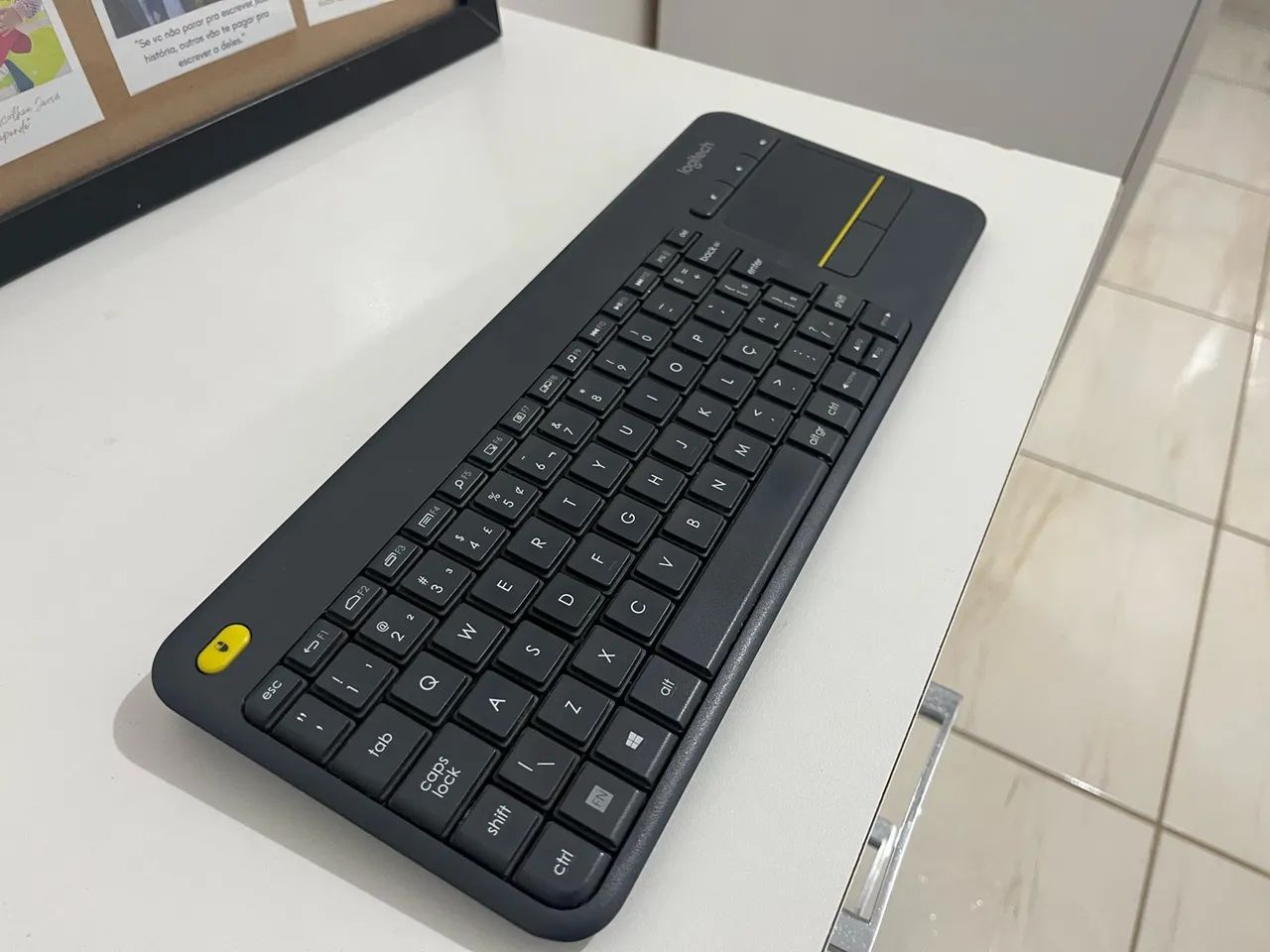 Teclado Logitech k400+ - Foto 2