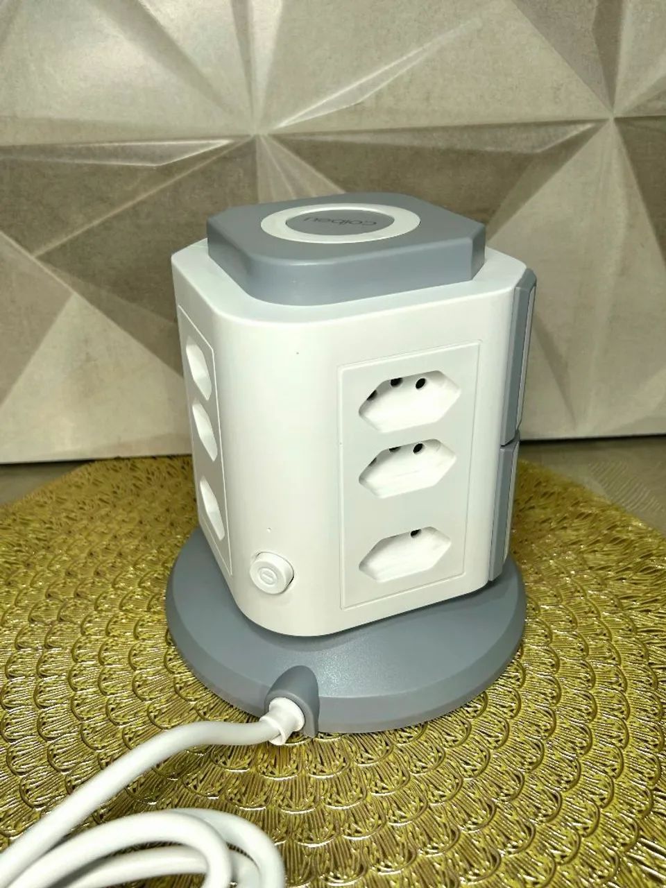 Torre de Tomadas Elétrica Coibeu - Organização e Segurança em um Só Produto - Foto 2
