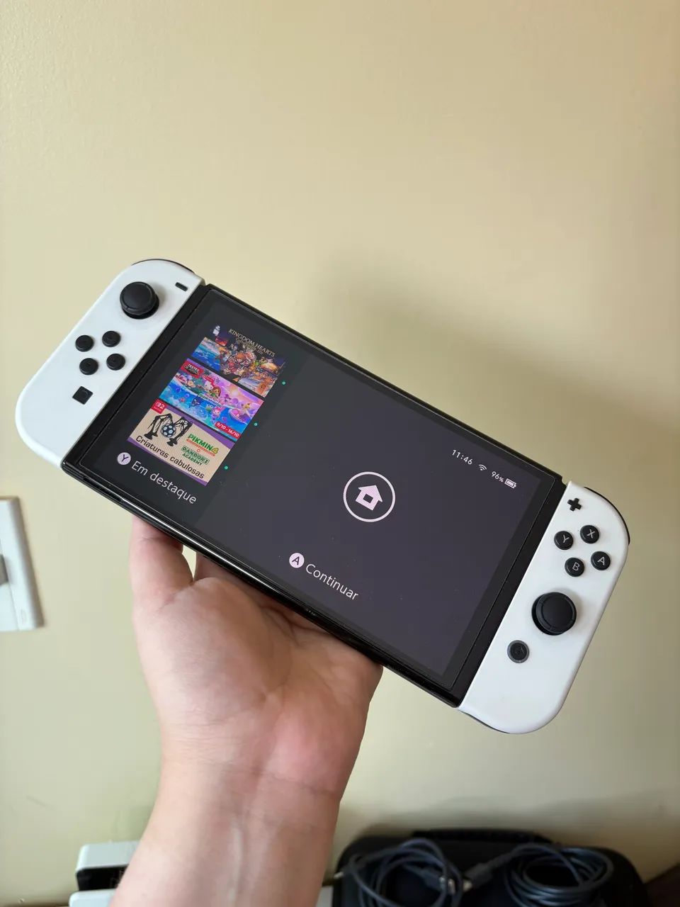 NINTENDO SWITCH OLED BRANCO - Foto 2
