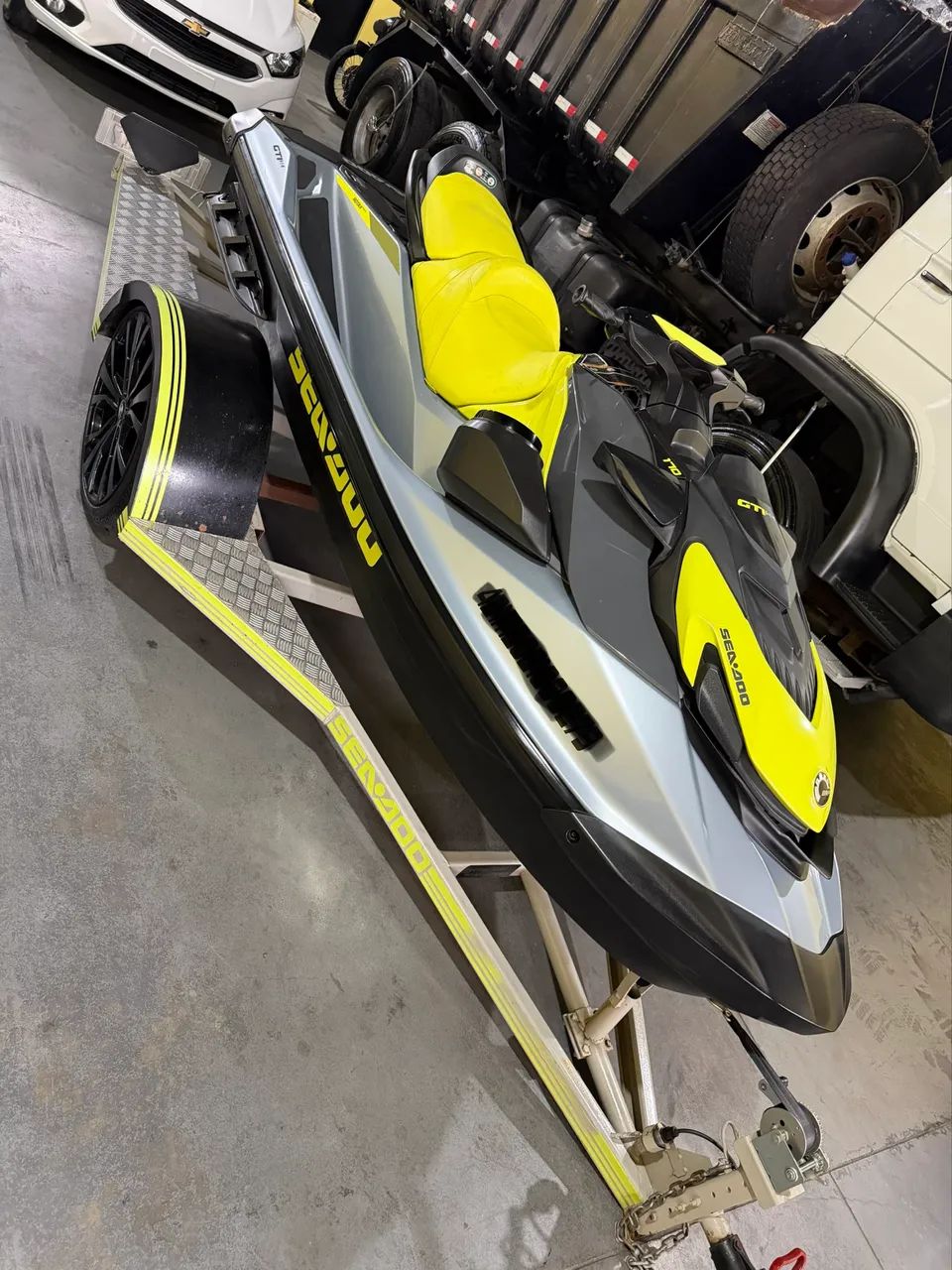 Jet ski sea-doo gti 170