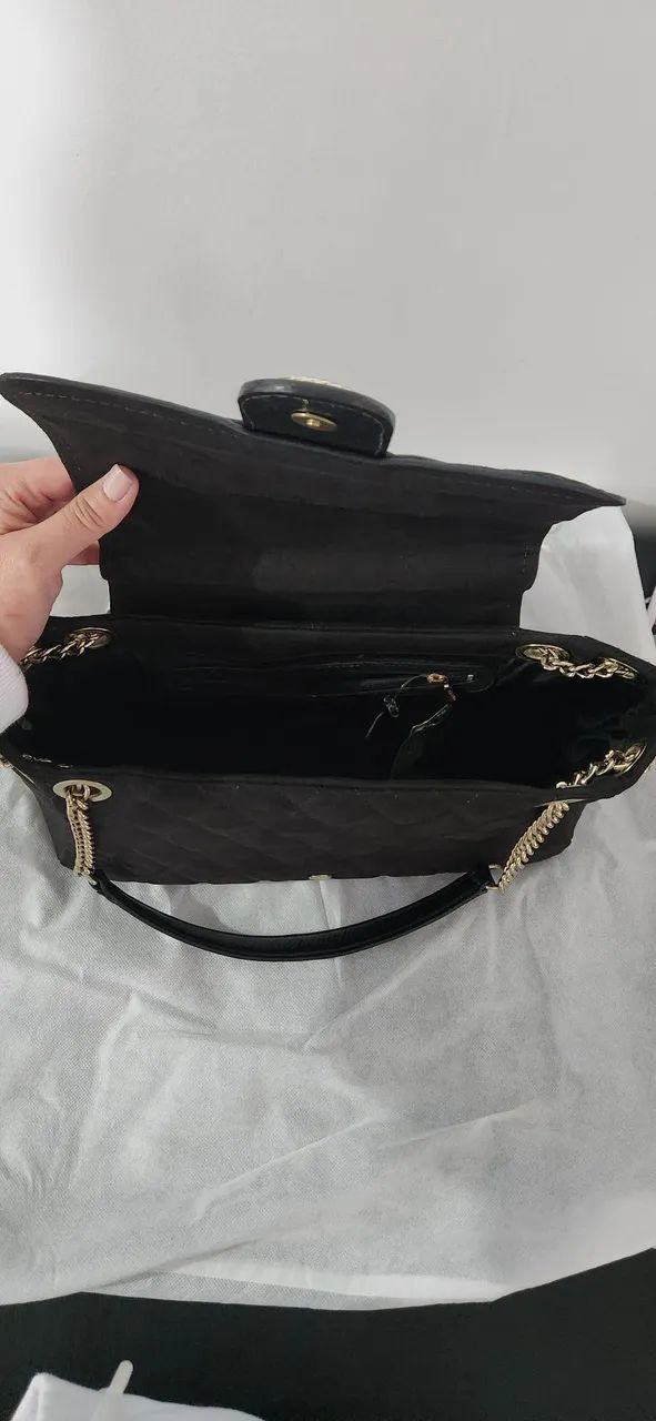 Bolsa arezzo preta camurça  - Foto 3