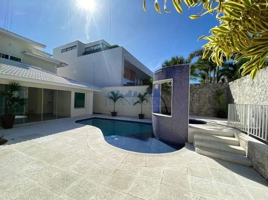 Casa ''porteira fechada'', 5 suites com 612m² em condomínio exclusivo na Barra da Tijuca 2
