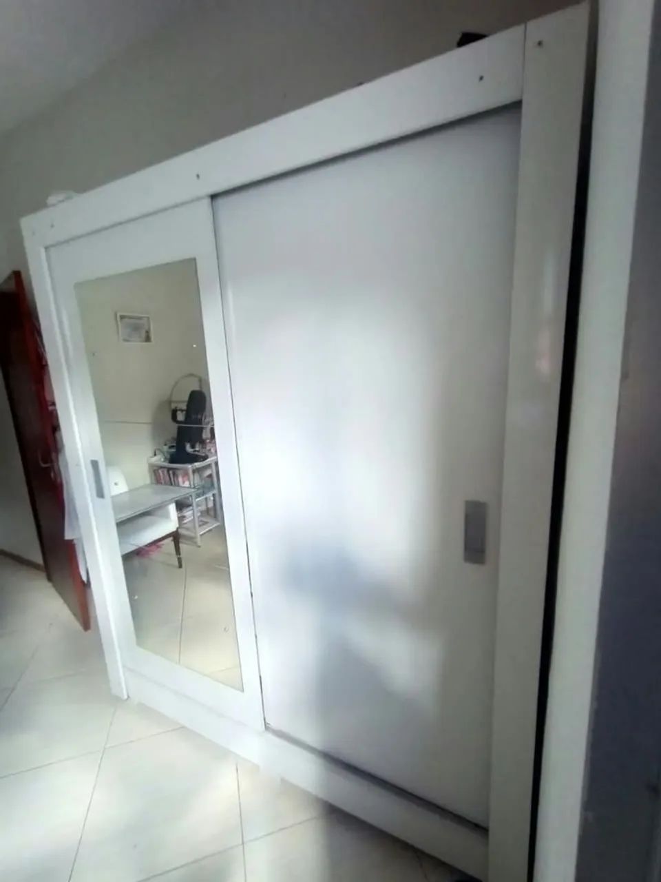 Guarda roupa solteiro com porta de correr - Foto 5