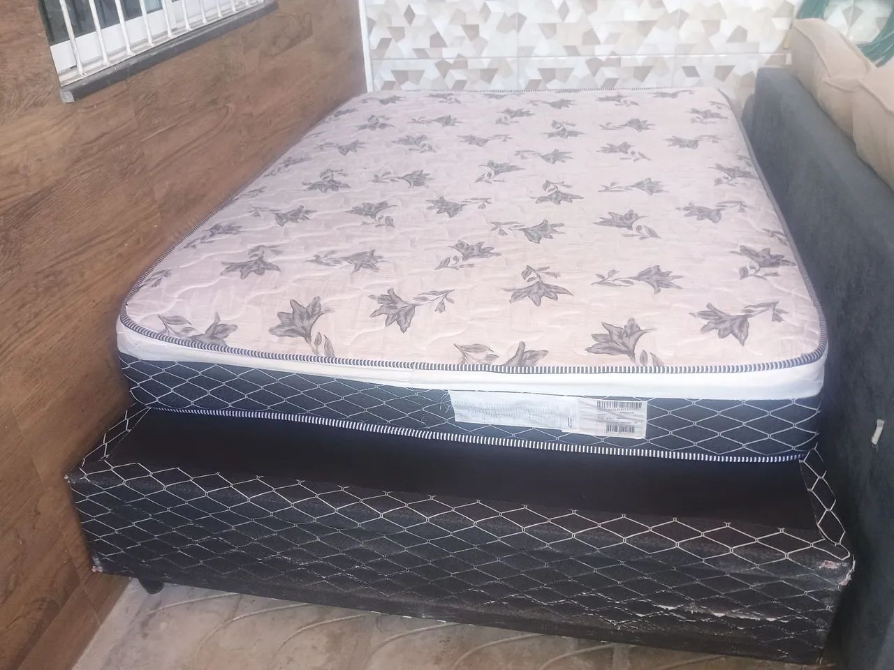 Cama box casal base e o colchão super confortável