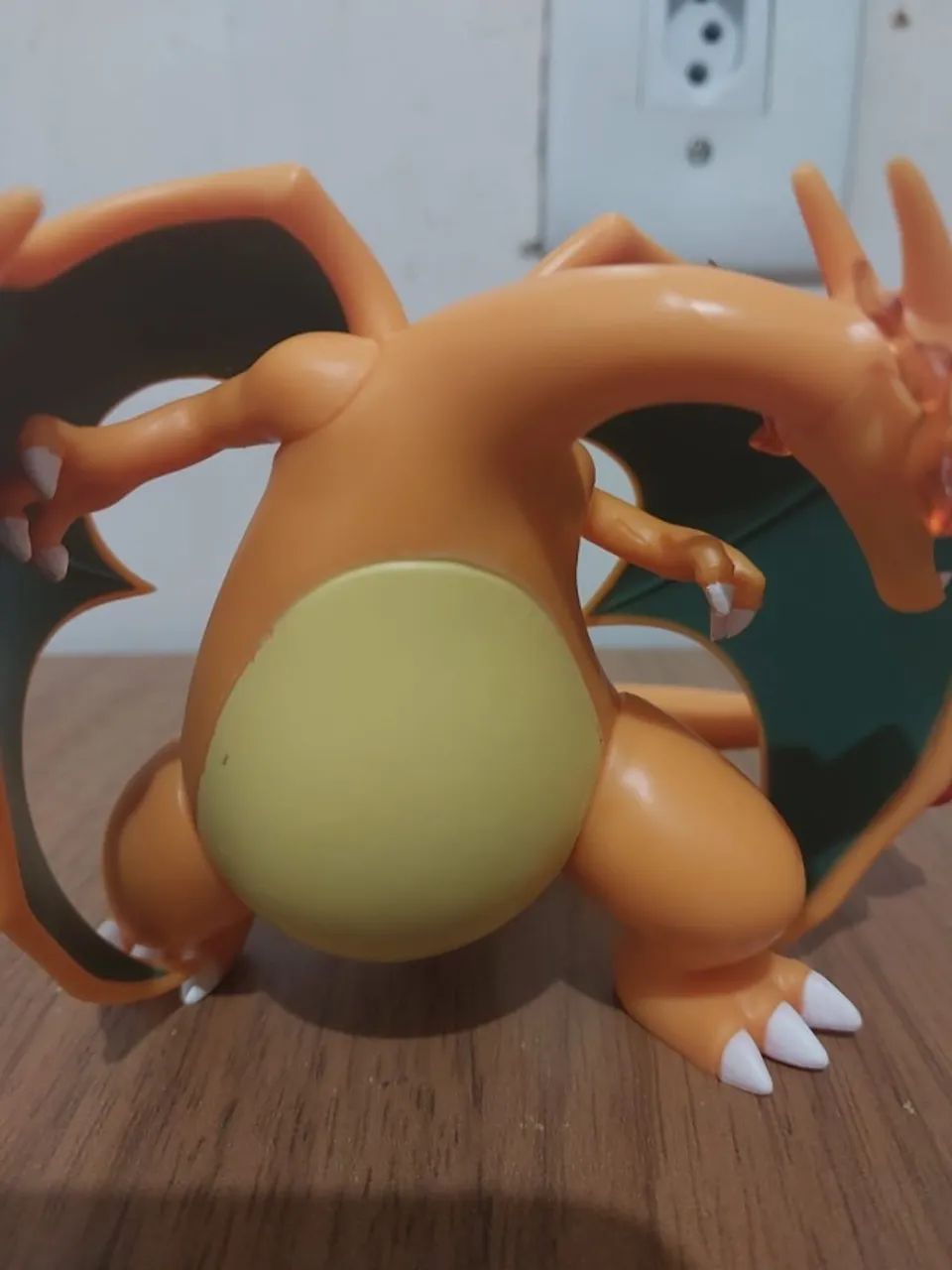 Action figure Pokemon charizard 11cm e Iron Spider Man - Foto 4