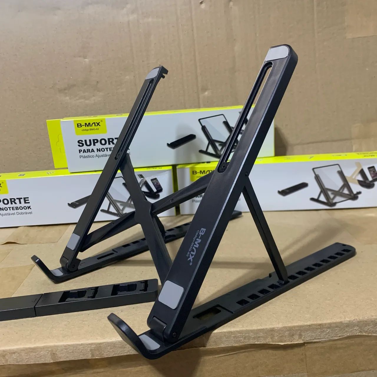 Suporte para Tablet e Notebook Preto - Novo e com garantia  - Foto 4