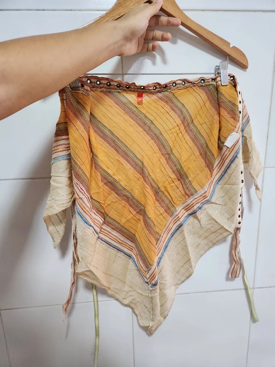 Blusa amarração Farm M - Foto 4