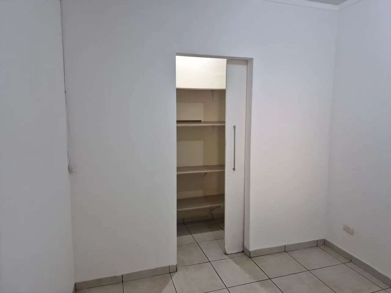 Casa bairro Santo antonio - Foto 4