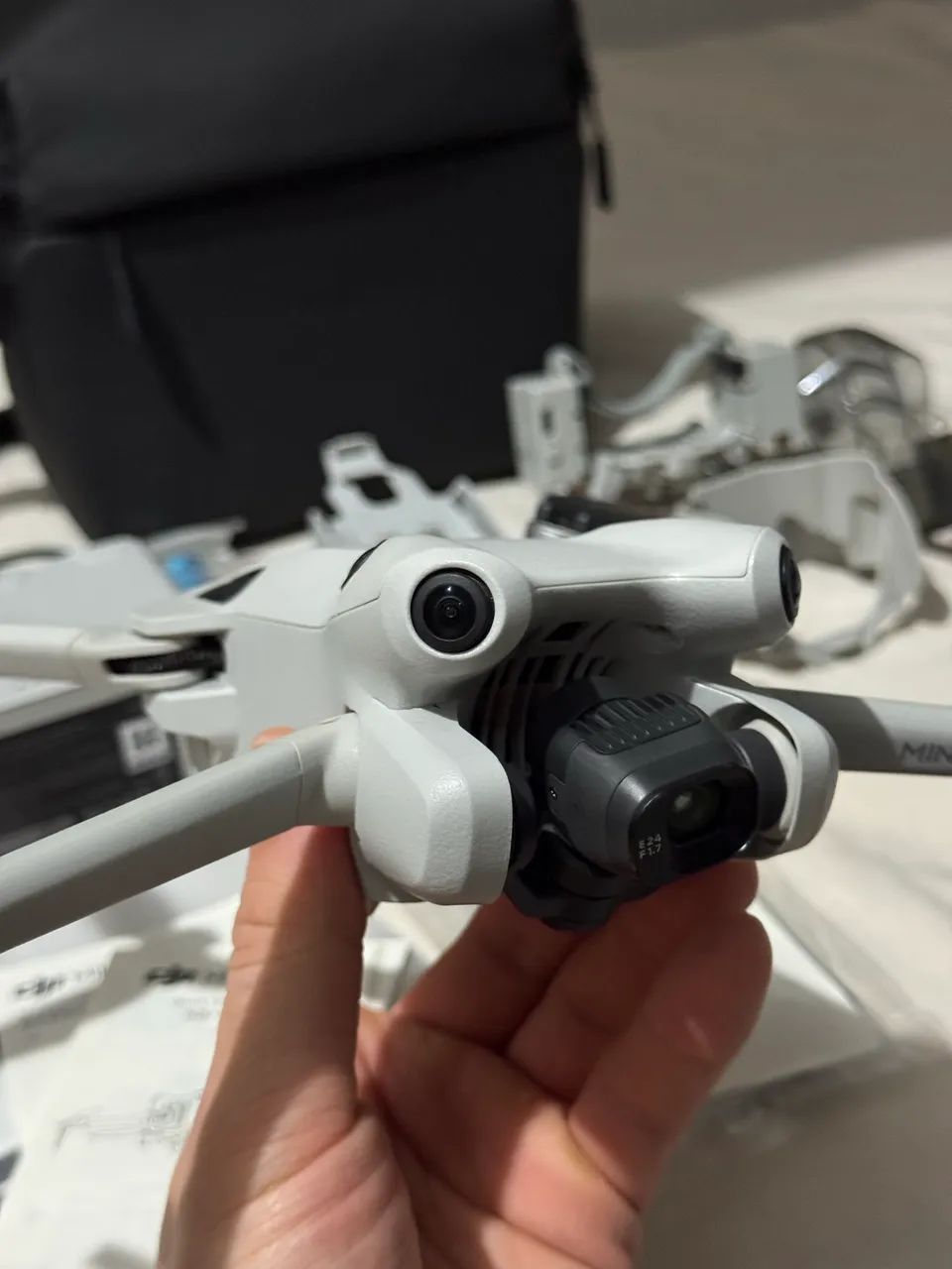 Drone Dji Mini Pro 4 Fly More + Extras - Foto 2