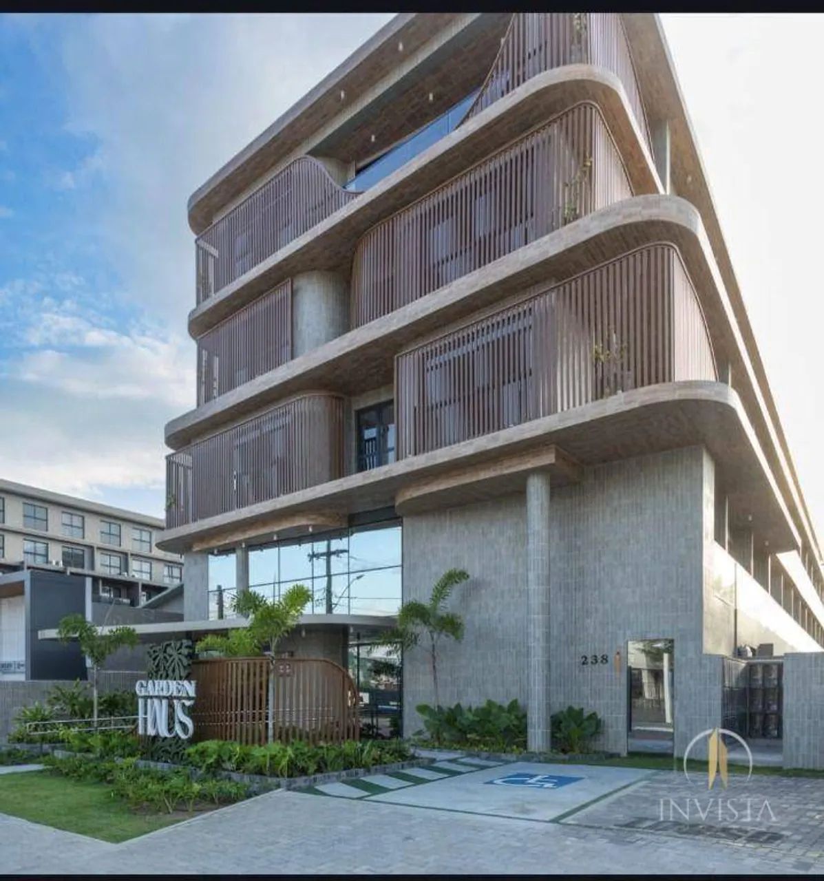 SEU SONHO NA PRAIA DO BESSA COMEÇA AQUI.