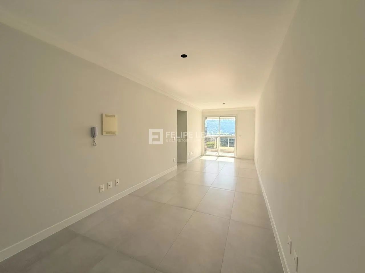 Apartamento em Kobrasol - São José, SC - Foto 2