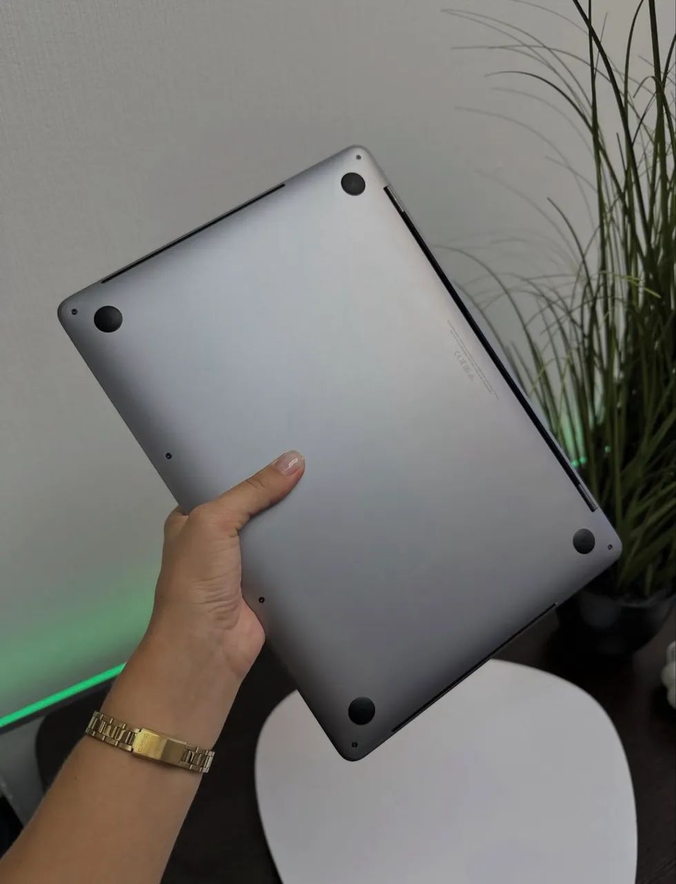 MacBook Pro 13-inch シルバー 1TB Apple Macbook Pro 13 2019 I7 16gb 1tb Ssd Retina (Recondicionado