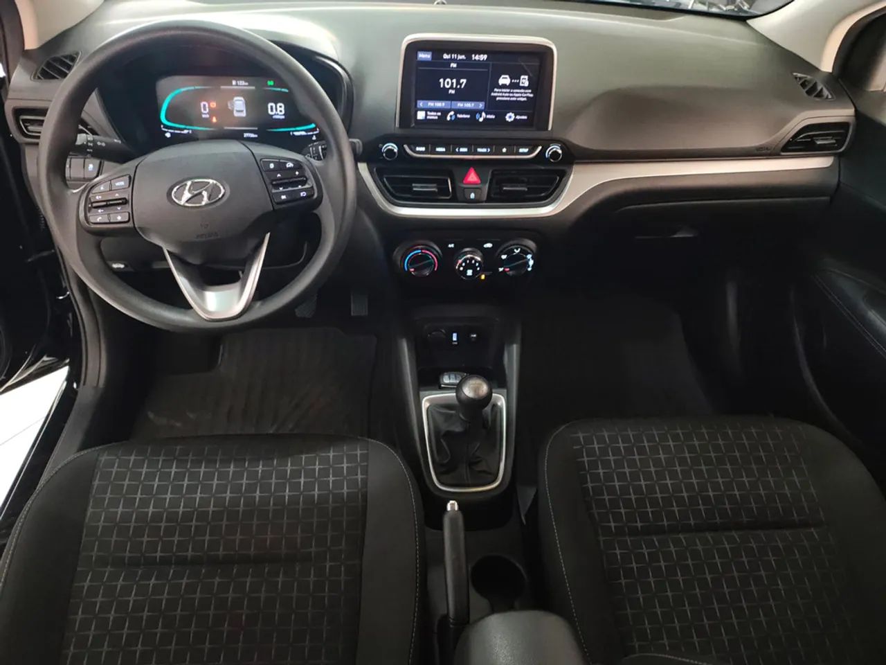 Hyundai HB20 Limited Plus 1.0 Flex 12V Mec., foto 12 de 17