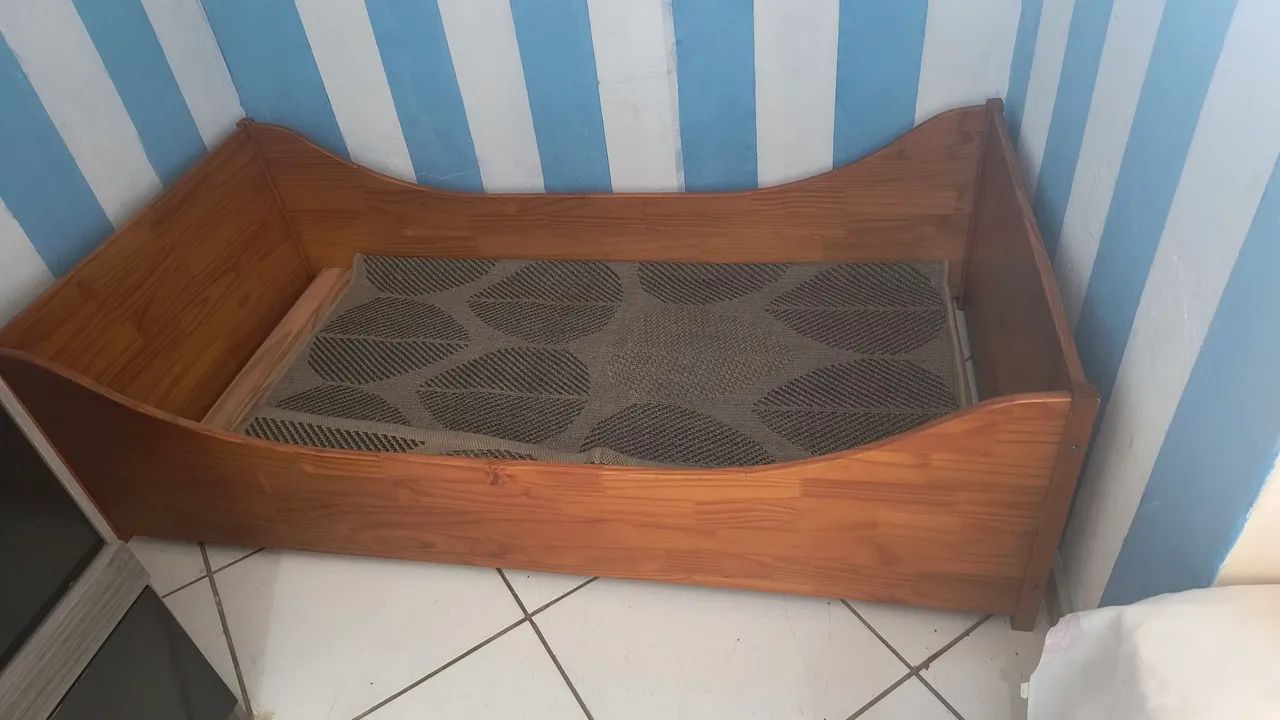 Cama/colchão pra criança 