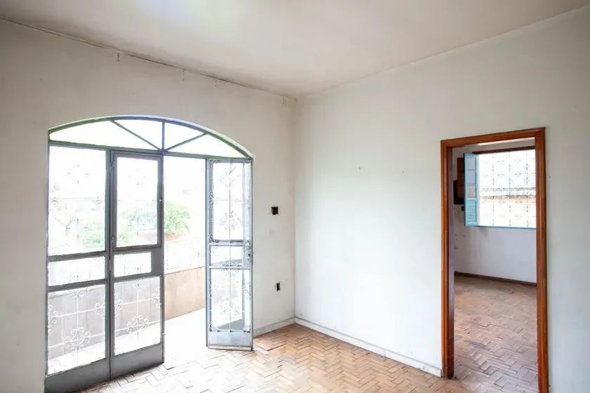Casa à Venda - Pompéia, 2 Quartos, 220 m2 - Foto 2