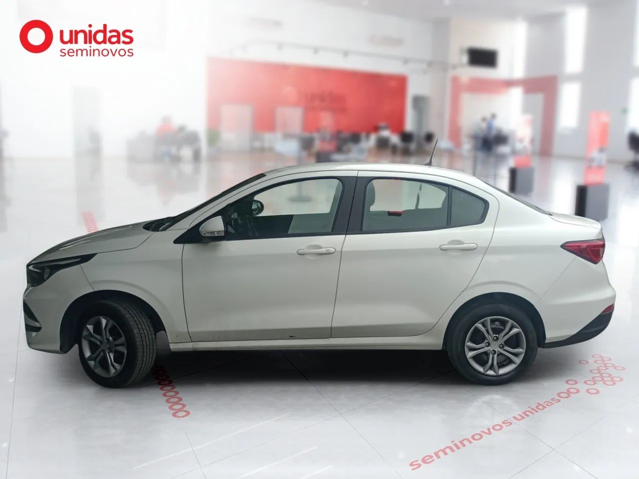 Fiat Cronos DRIVE 1.3 8V Flex Aut., foto 8 de 16