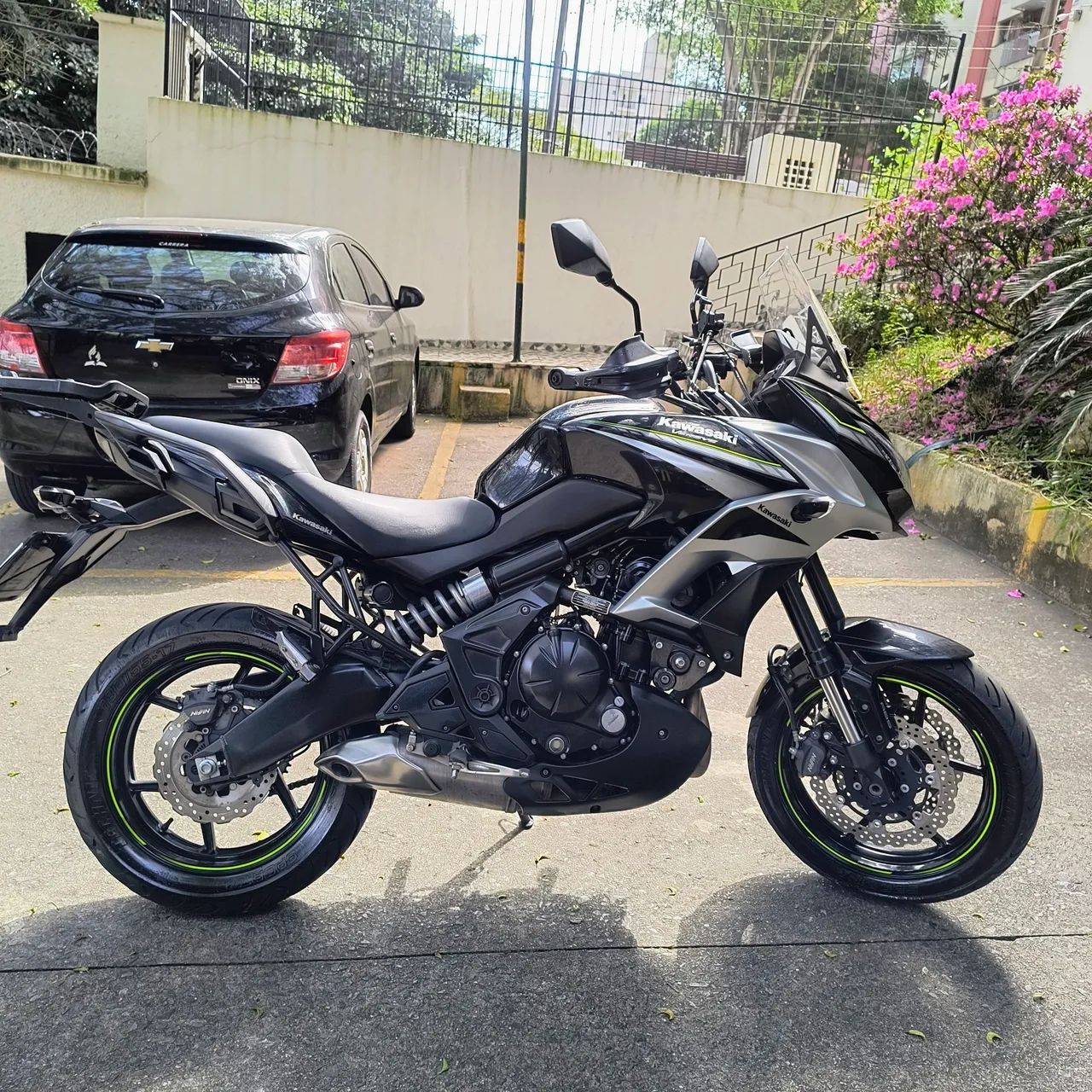 Kawasaki Versys 650 - Foto 2
