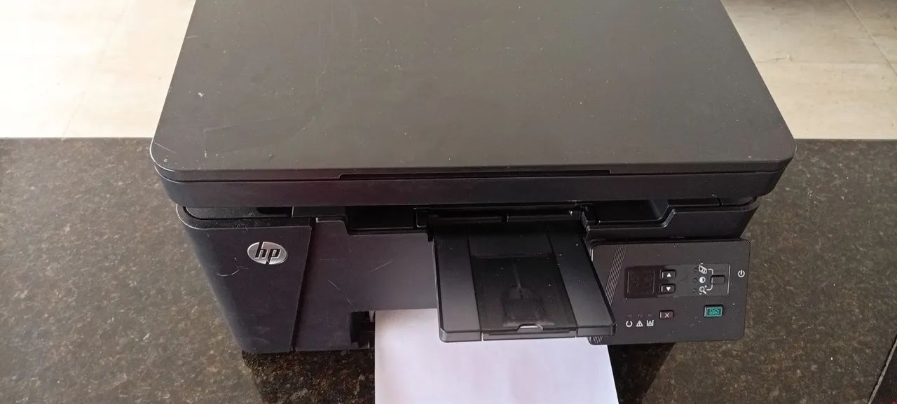 Impressora, copiadora e scanner HP M125a semi nova - Foto 5