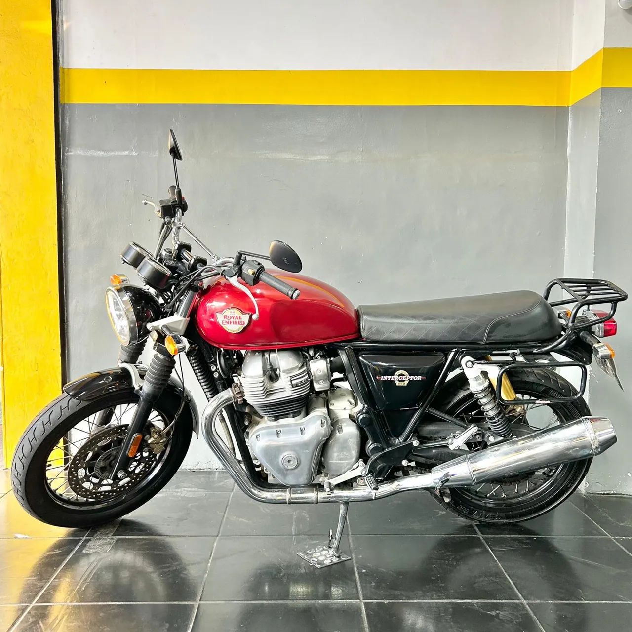Interceptor 650 Vermelha 