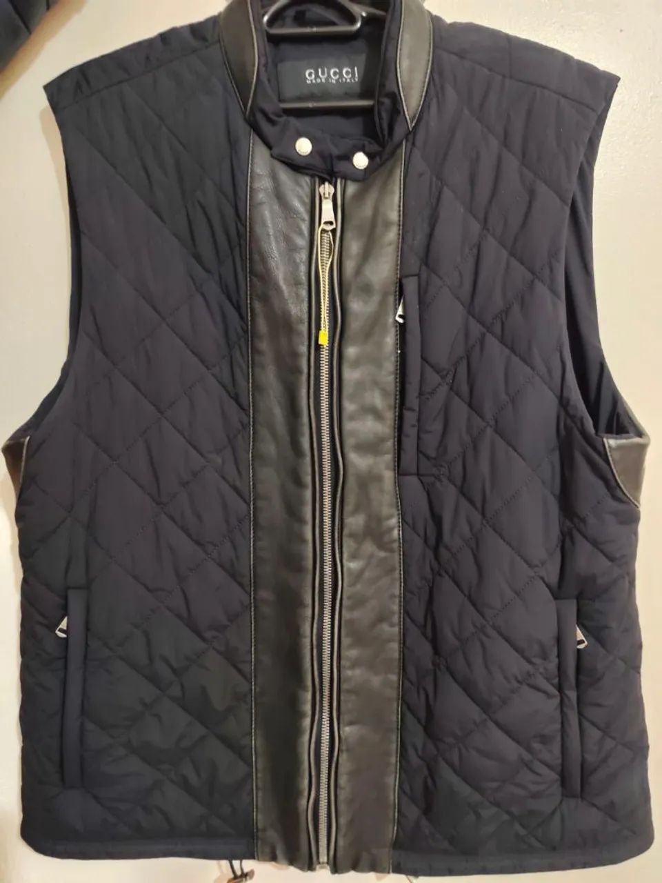 Colete Gucci Original Masculino Matelassê com Couro Preto | IT 50