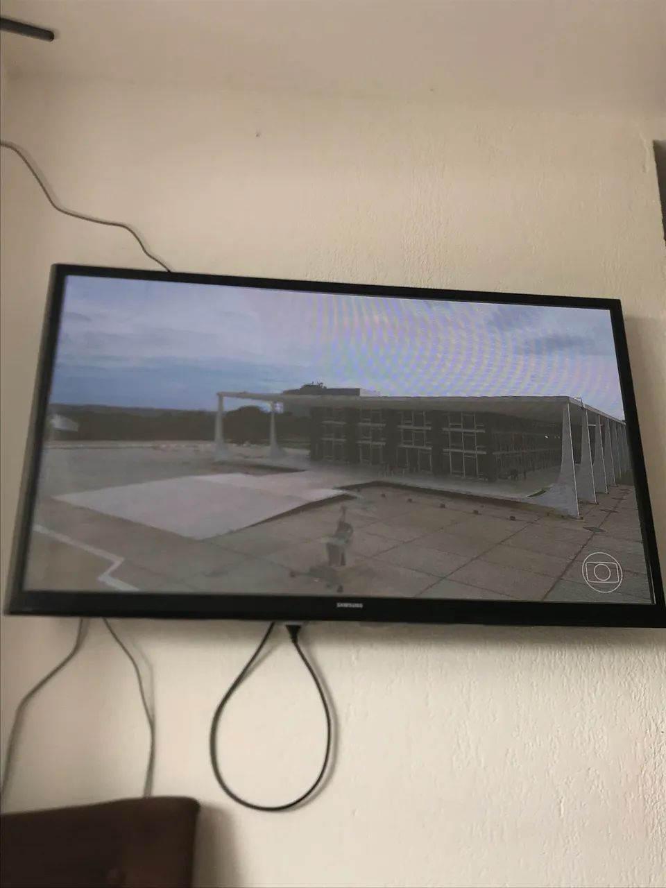Em perfeito funcionamento, não é smart mais aceita tvbox - Foto 2