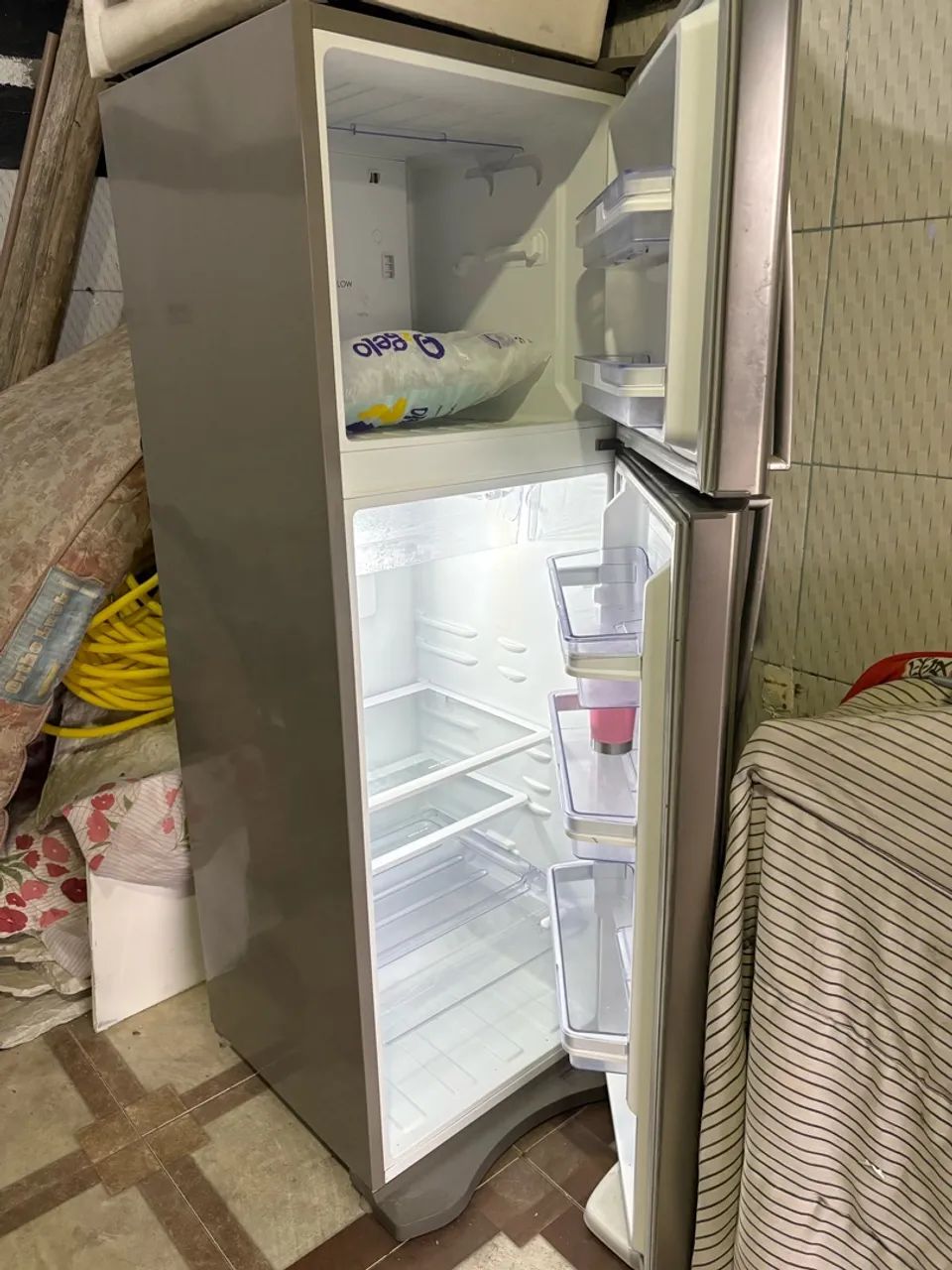 Geladeira Eletrolux  - Foto 4