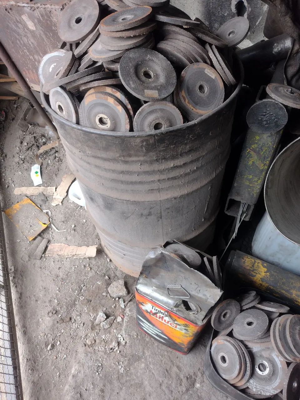 Discos de desbaste. De 4 plg ate 6 polegadas. Vendo por peças ou o tambor cheio  - Foto 5