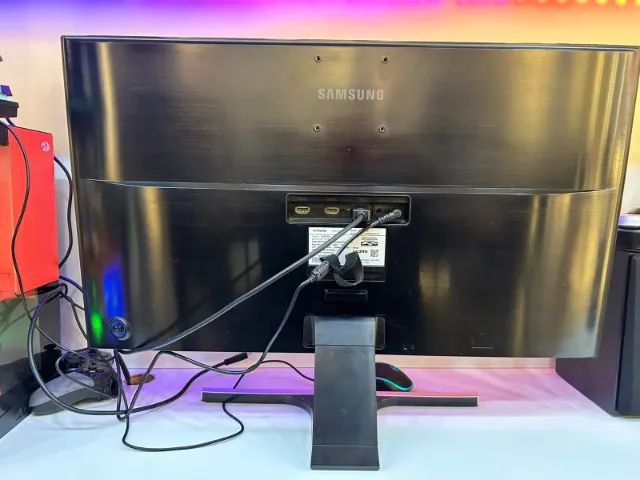 Monitor Samsung U28E590D 28" 4K UHD - Foto 3