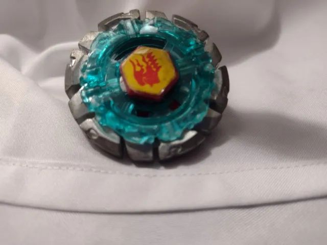 Pião Beyblade Metal Fusion - Foto 2