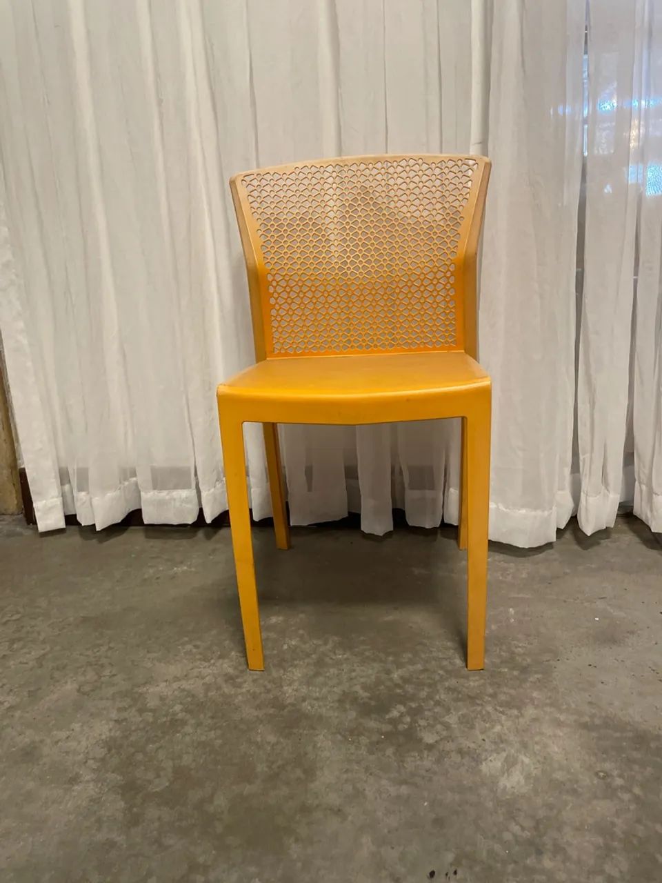 Vendo 100 Cadeiras Deluxe  - Foto 2