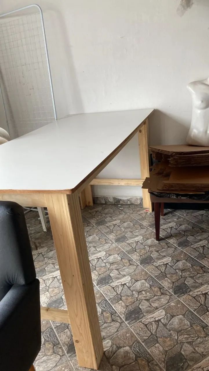 Mesa de corte e costura 