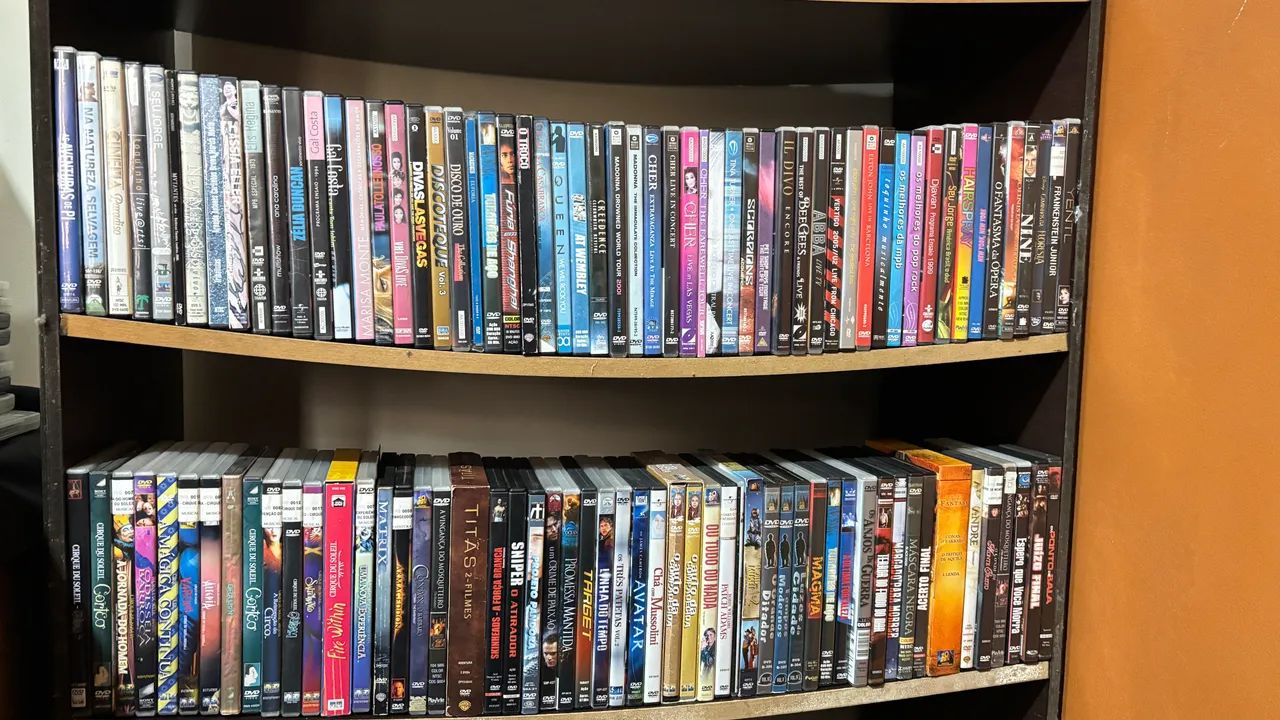 Coleção de DVDs - 100% original  - Foto 3