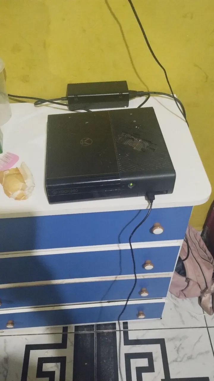 Vídeo game Xbox 360 completo pegando perfeitamente valor 350