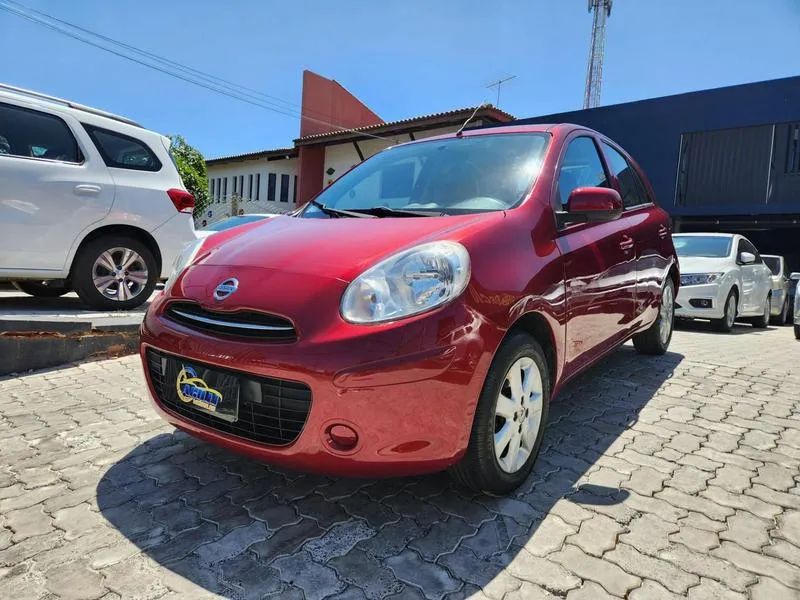 Nissan March 1.0 12V FLEX 5P 2013