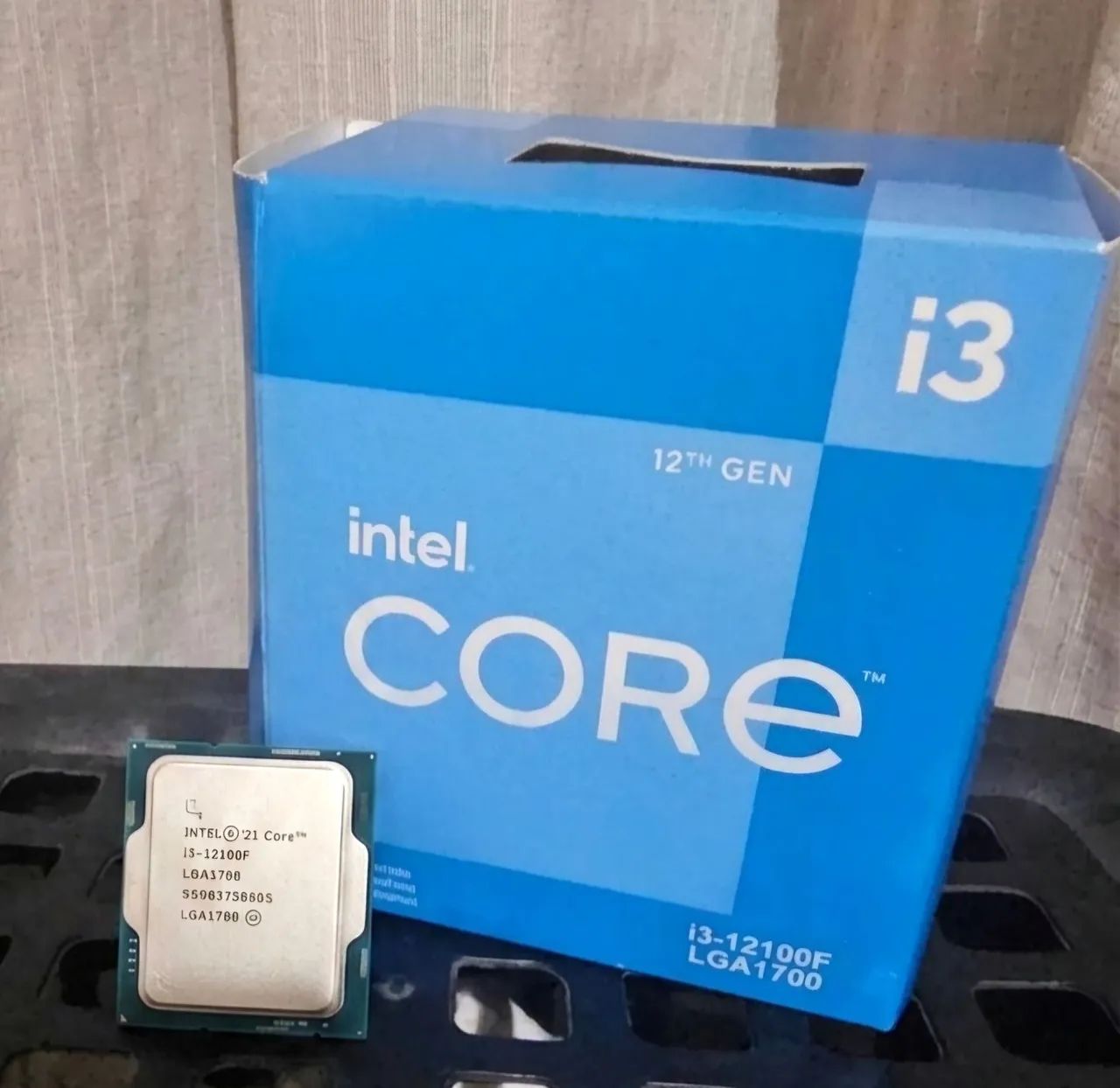 processador intel i3 12100f socket 1700