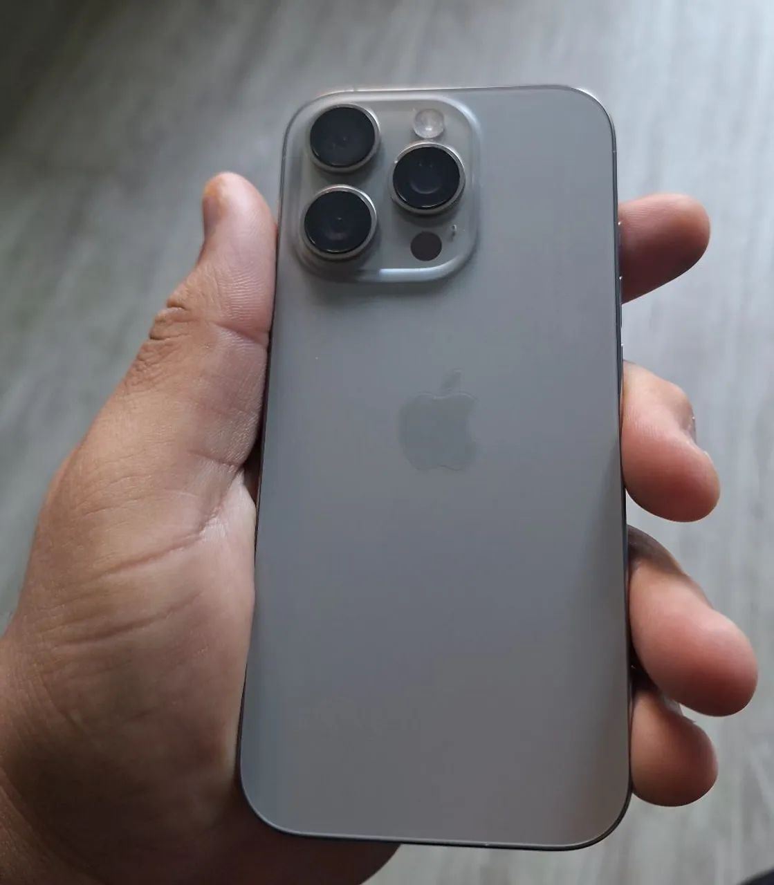 IPHONE 16 PRO - Foto 4