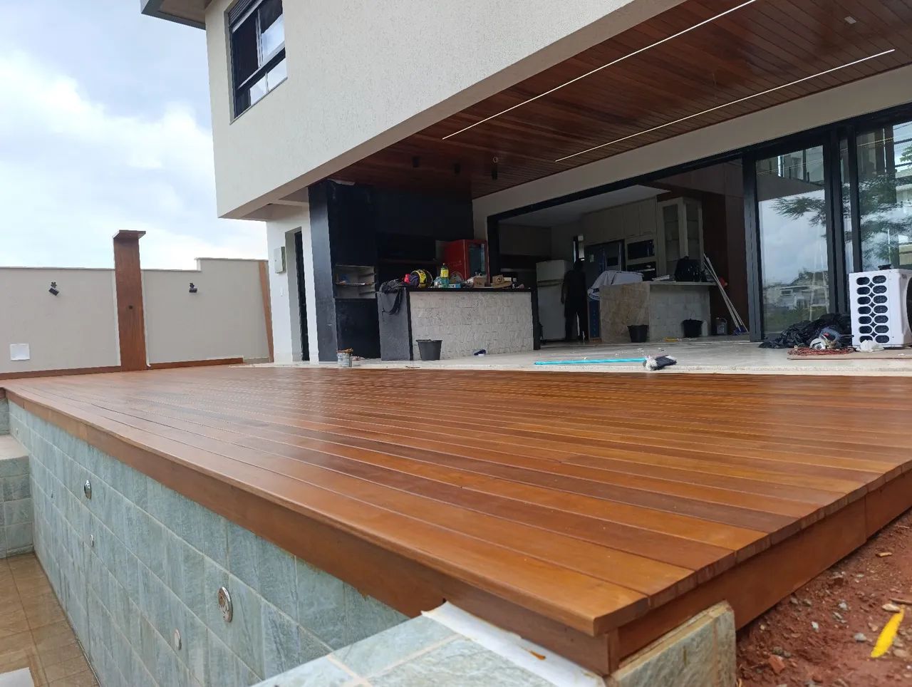 Deck e forro de madeira  - Foto 4