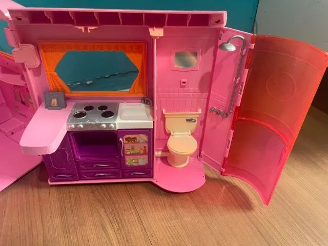 Trailer de Camping da Barbie da Mattel - Usado - Foto 5