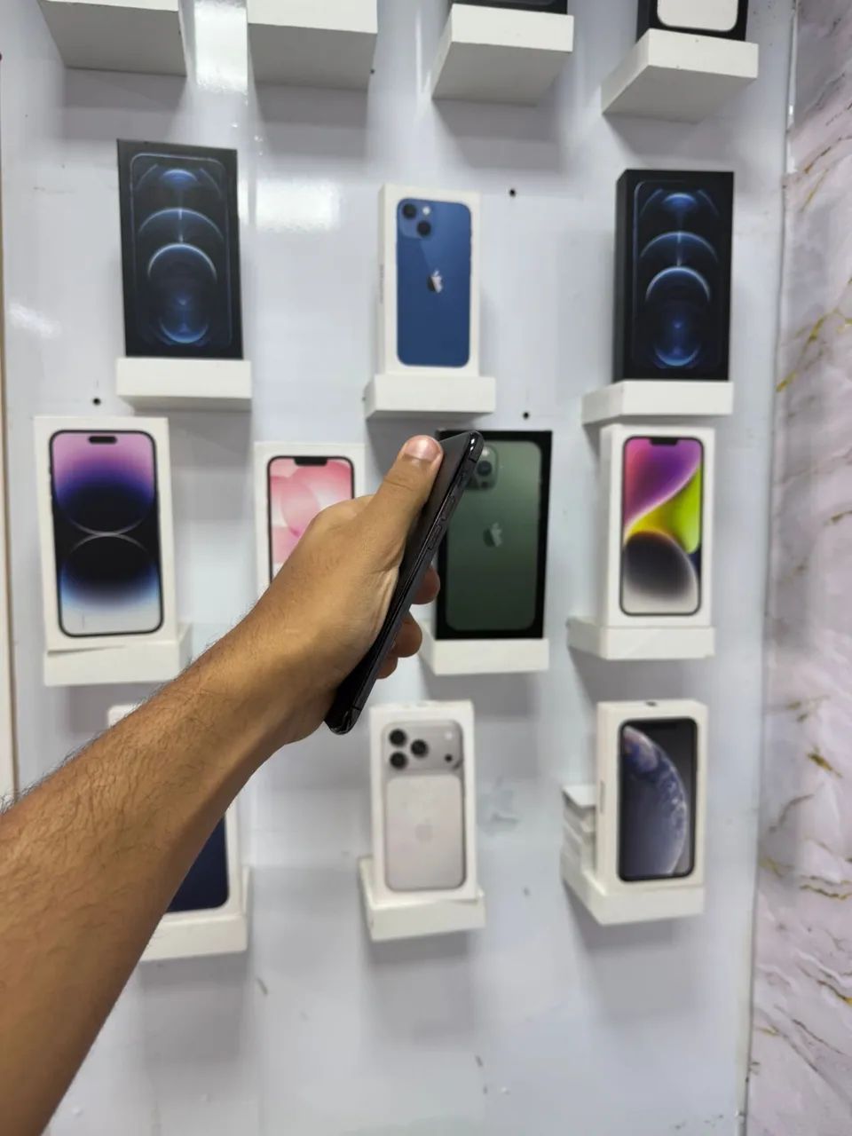 iPhone 11 Pro 256 gb 1699,00 - Foto 3