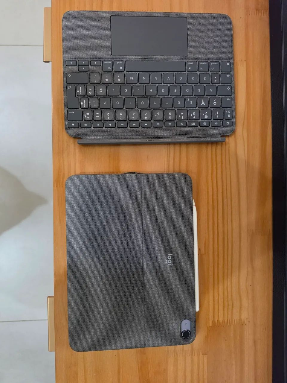 iPad air 5 (M1) - 64gb - Wifi - Apple Pencil 2 + Capa Teclado Logitech - Foto 2