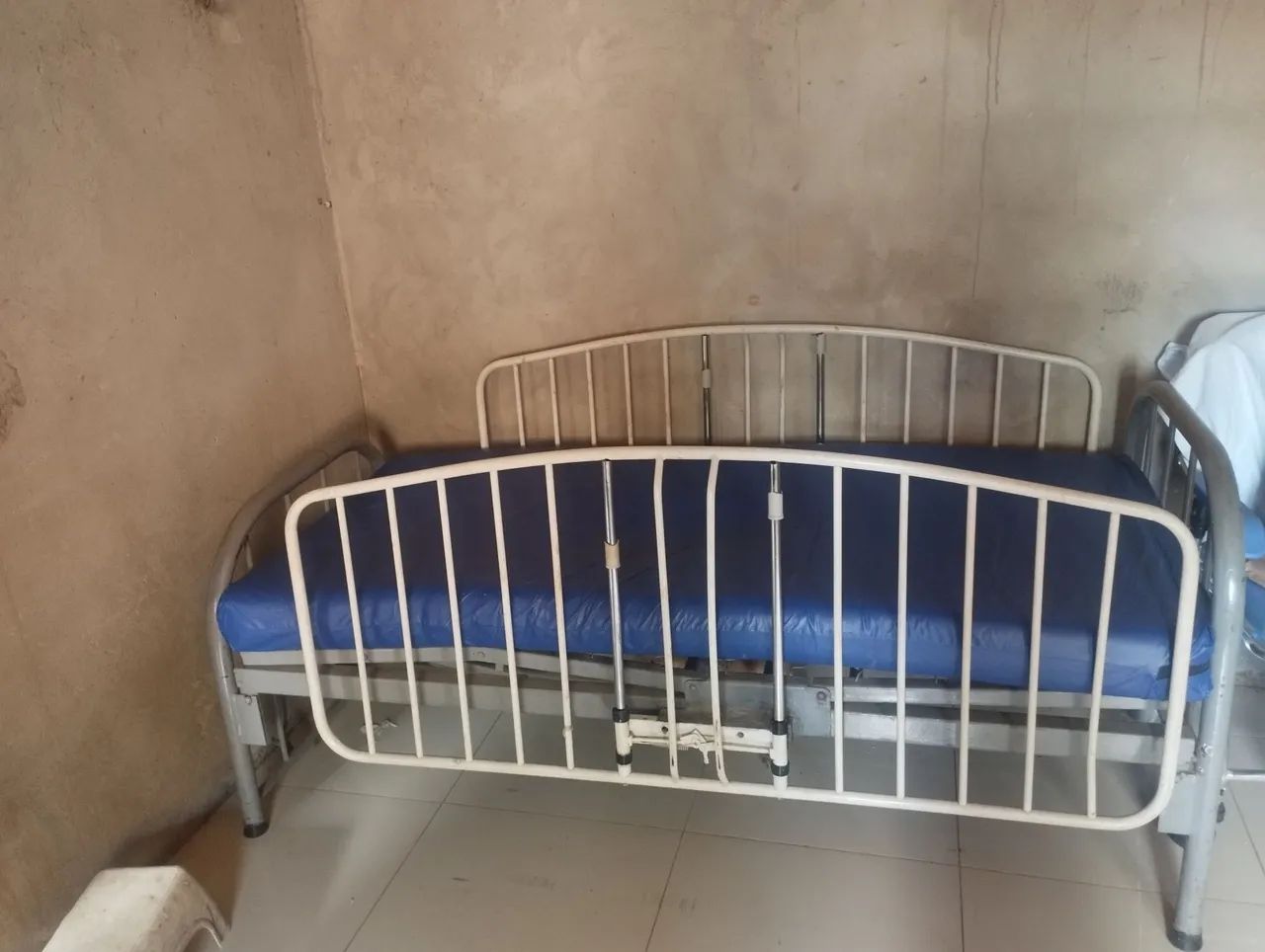 Cama hospitalar