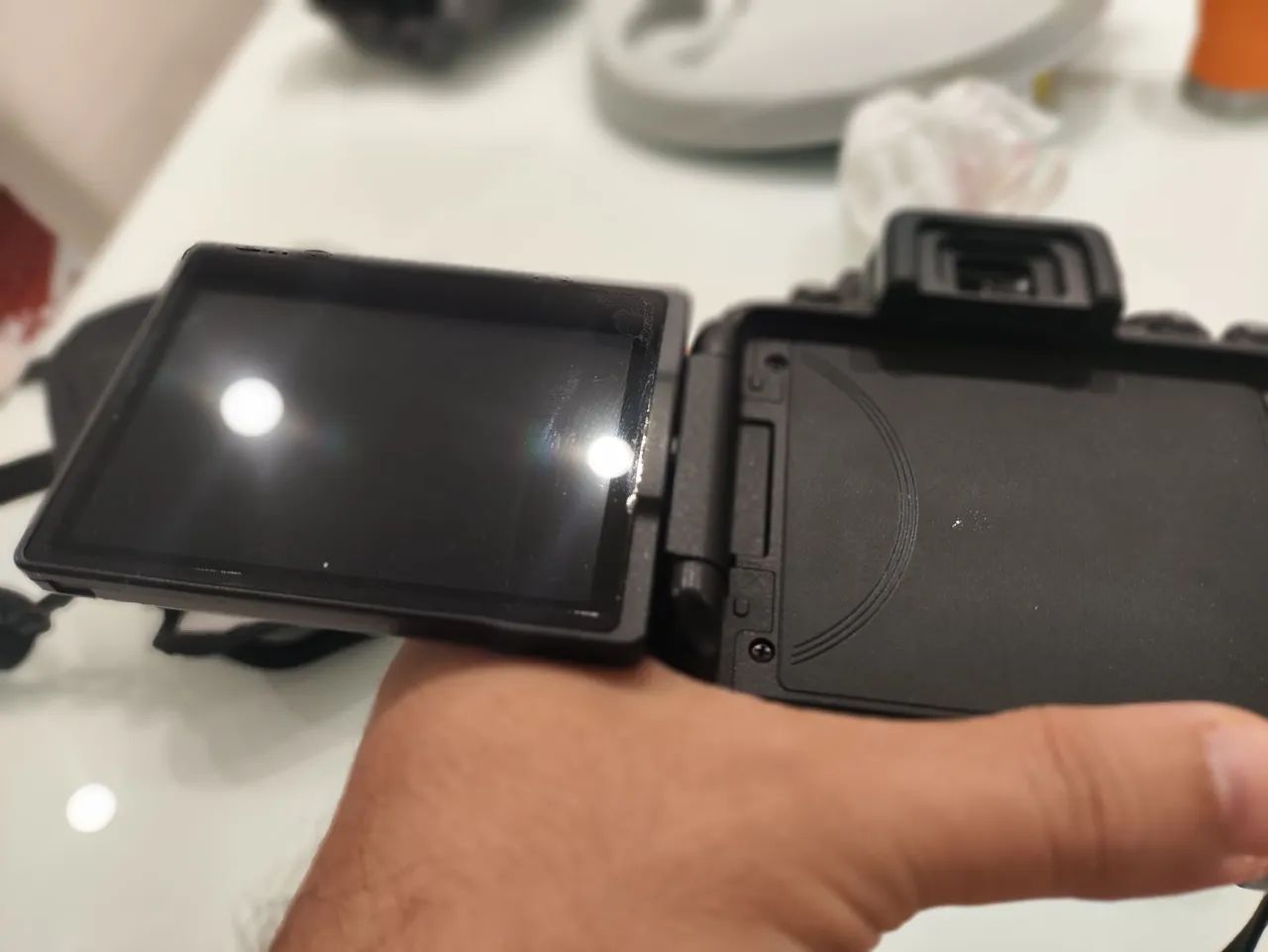 Câmera Nikon D5300 + Lente 18-55 + Acessórios  - Foto 2